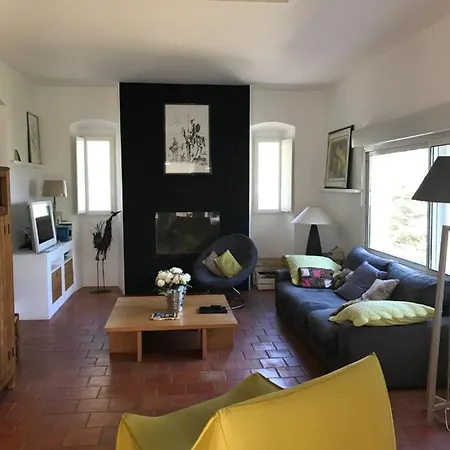 Villa De Caractere Avec Piscine Et Jardin Privatifs Villa Monticello