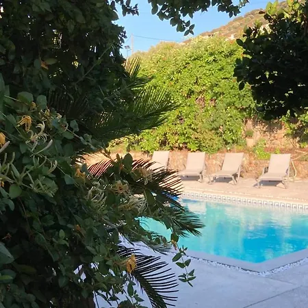 Villa De Caractere Avec Piscine Et Jardin Privatifs * Monticello